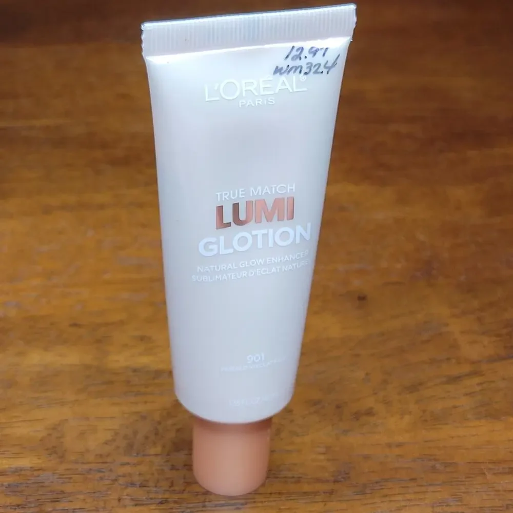 L'ORÉAL Paris True Match LUMI Glotion Natural Glow Enhancer FAIR 901✨️NEW✨️